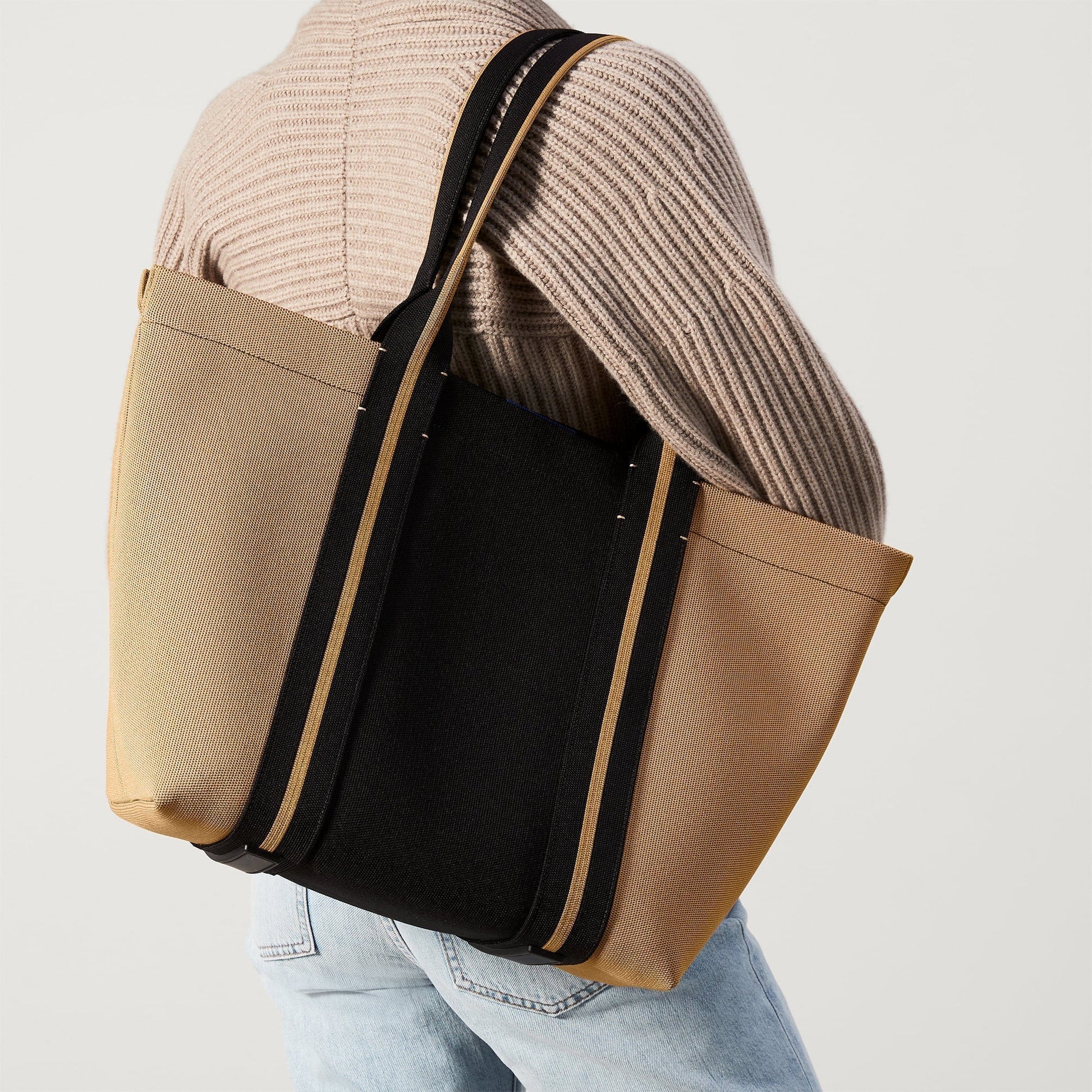 The Essential Tote - Camel and Black