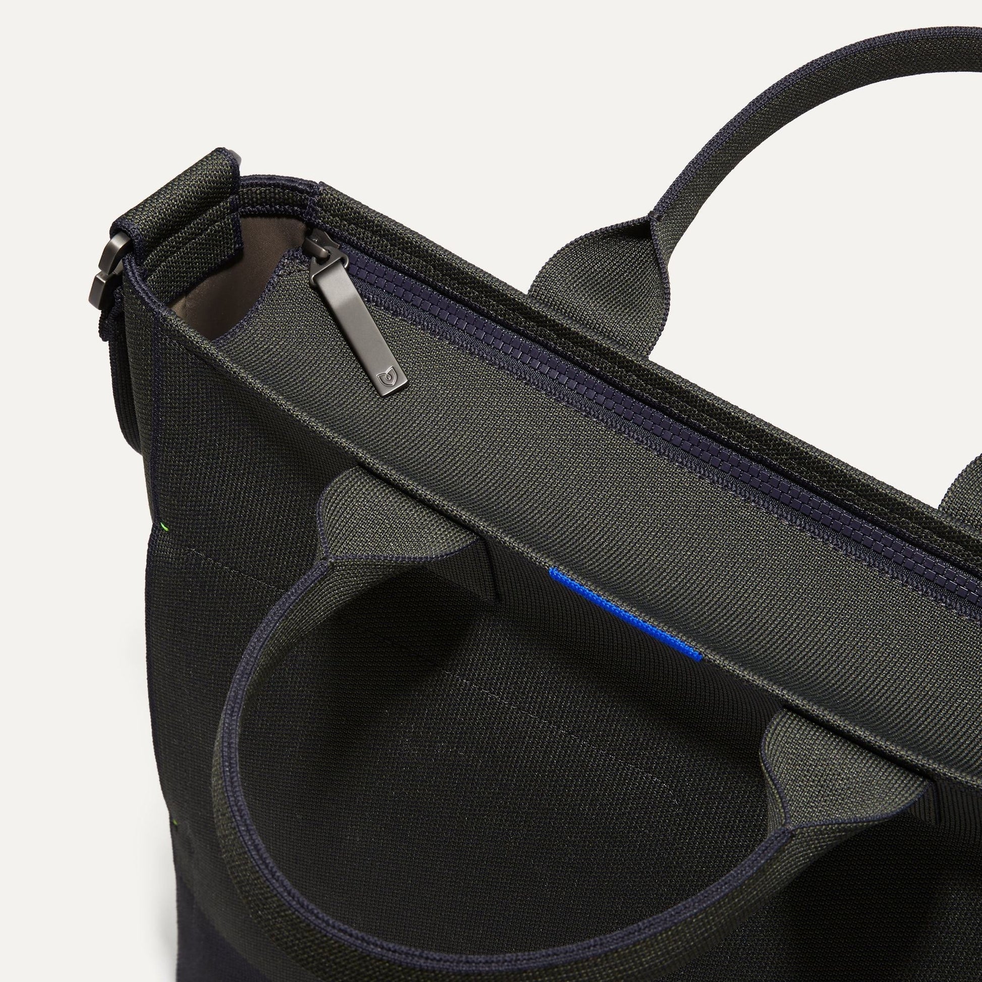 The Carryall - Forest Black
