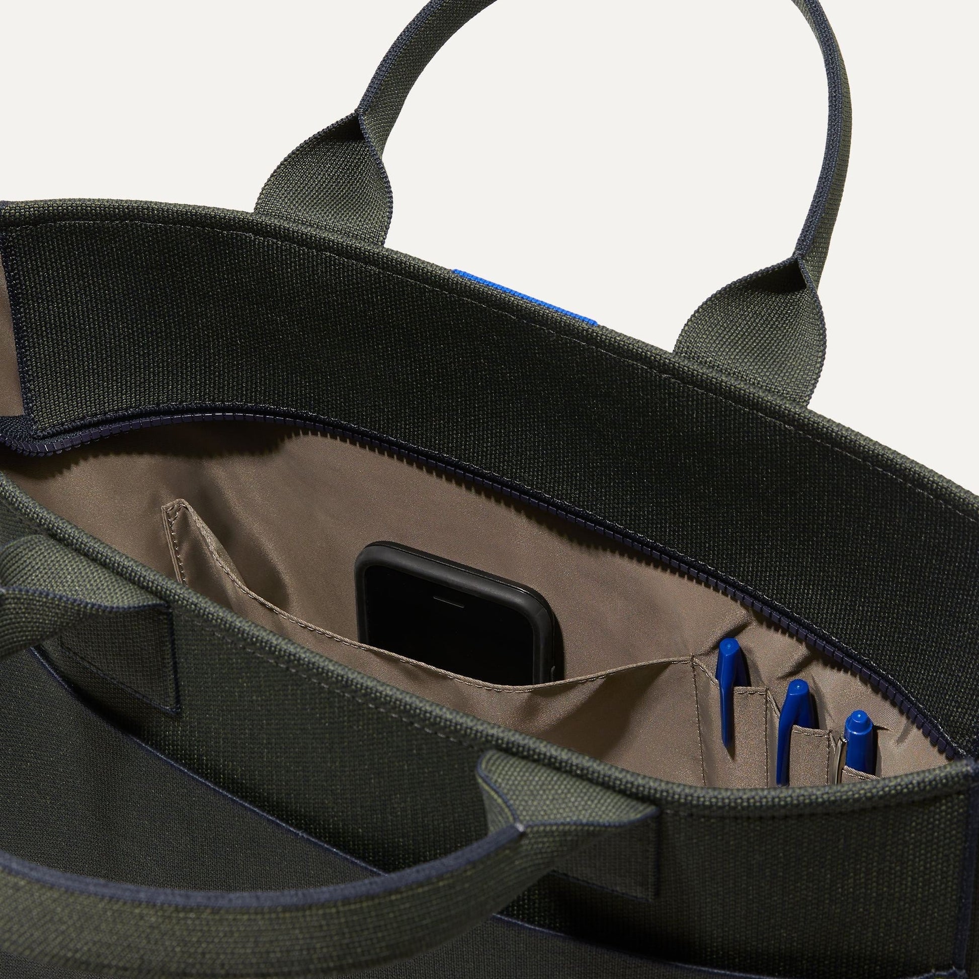 The Carryall - Forest Black